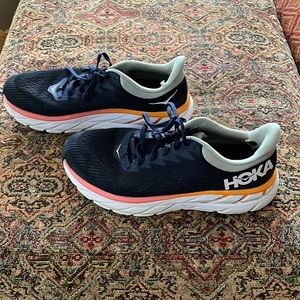 Hoka One One - size 9.5, Navy blue